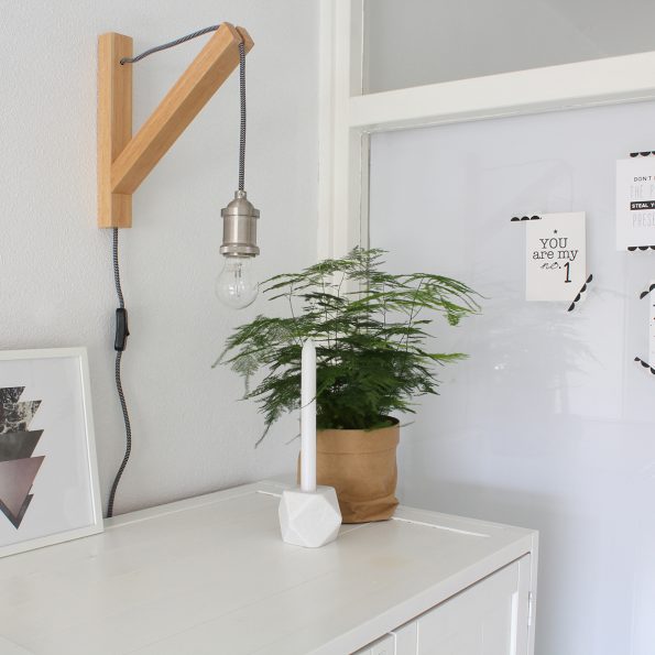 Skandinavische Wandlampe Holz Braun – Bild 10