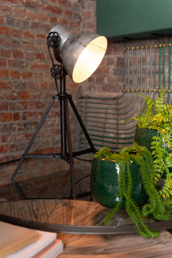 Industrielle Tischlampe Sabine Schwarz – Bild 3